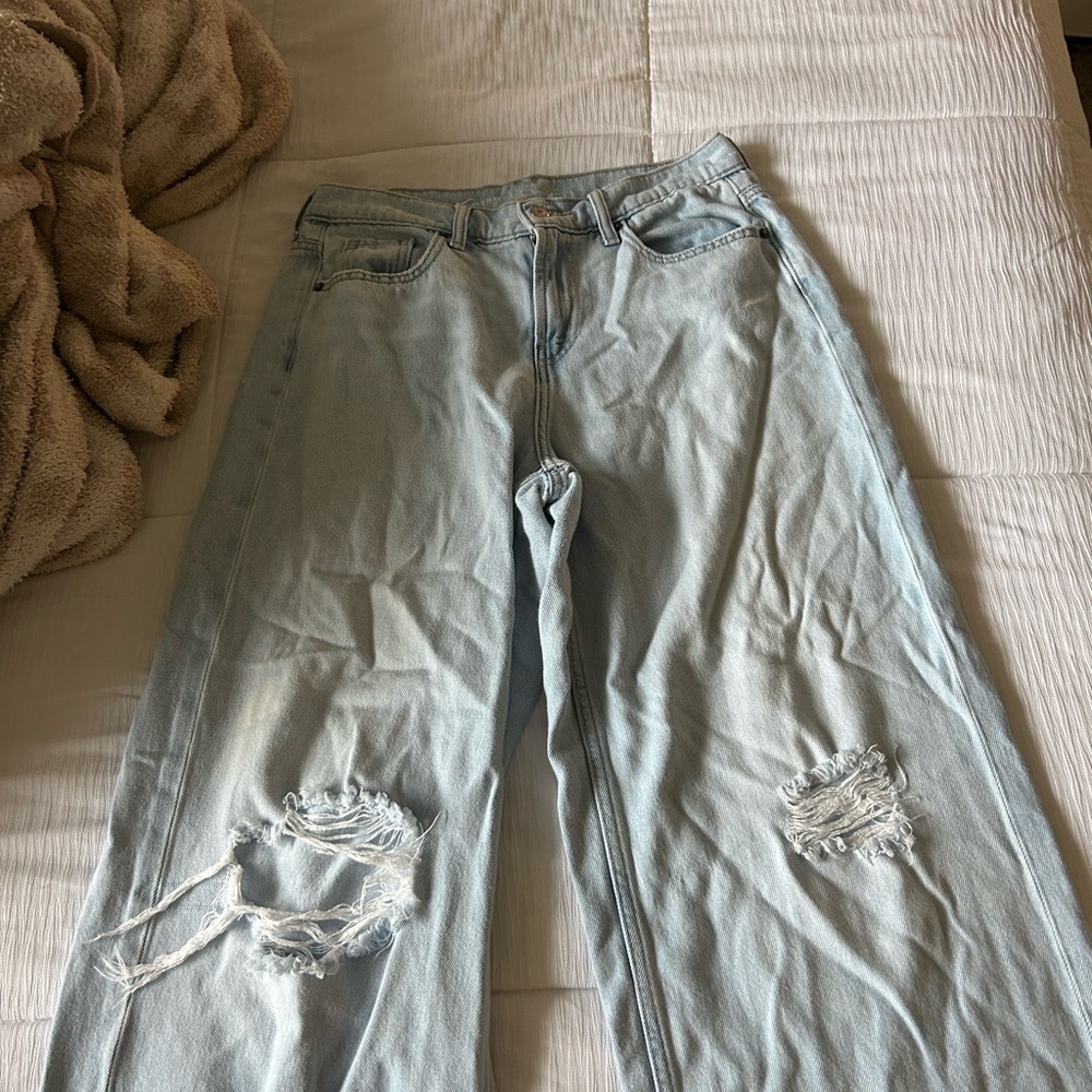 Light Blue Distressed Women's Jeans